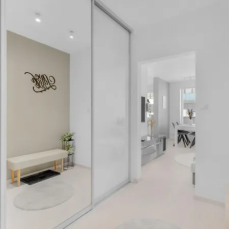 Premium With Balcony And Parking Apartment *