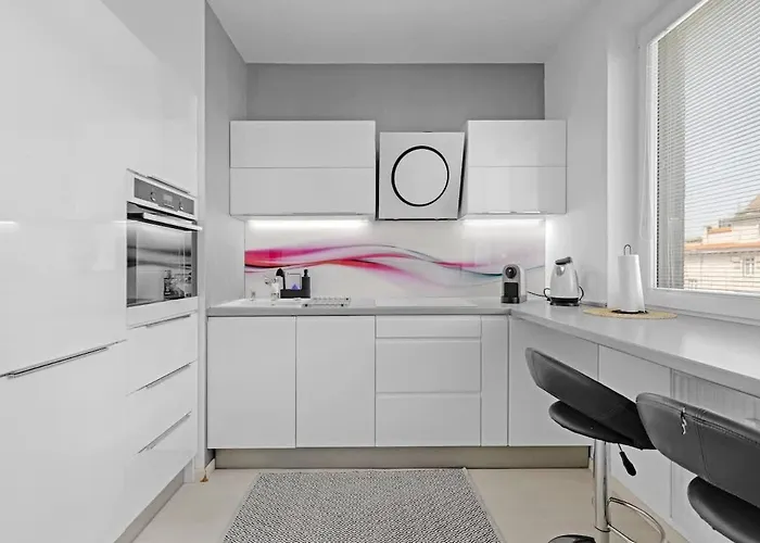 아파트 Premium With Balcony And Parking